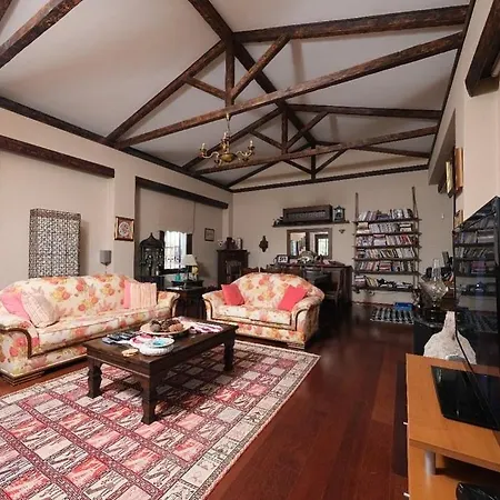 Oda ve Kahvaltı 3 Oda Cunda Butik Otel