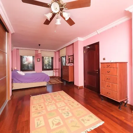 Oda ve Kahvaltı 3 Oda Cunda Butik Otel Ayvalı