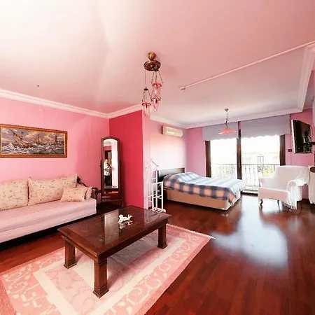 3 Oda Cunda Butik Otel