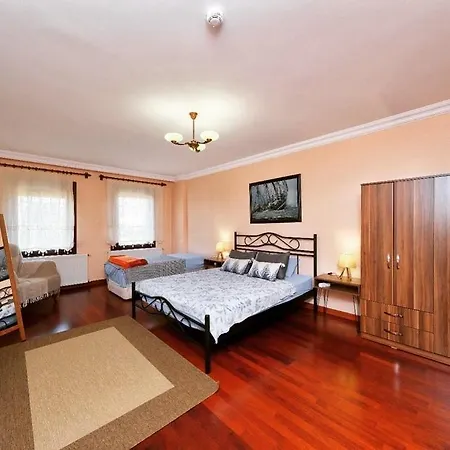 3 Oda Cunda Butik Otel B&B *